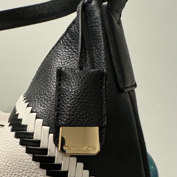 Michael Kors Karson Handbag/Shoulderbag-Good Preowned Condition!! - Picture 4 of 13